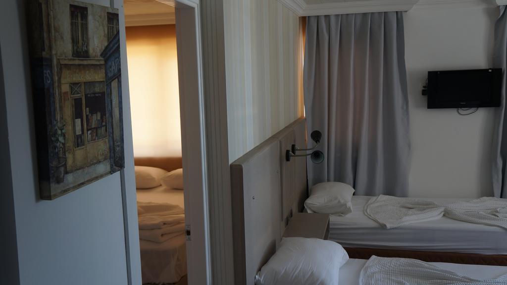 Hotel Marine Айвалык Экстерьер фото