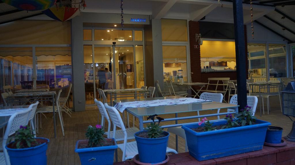 Hotel Marine Айвалык Экстерьер фото