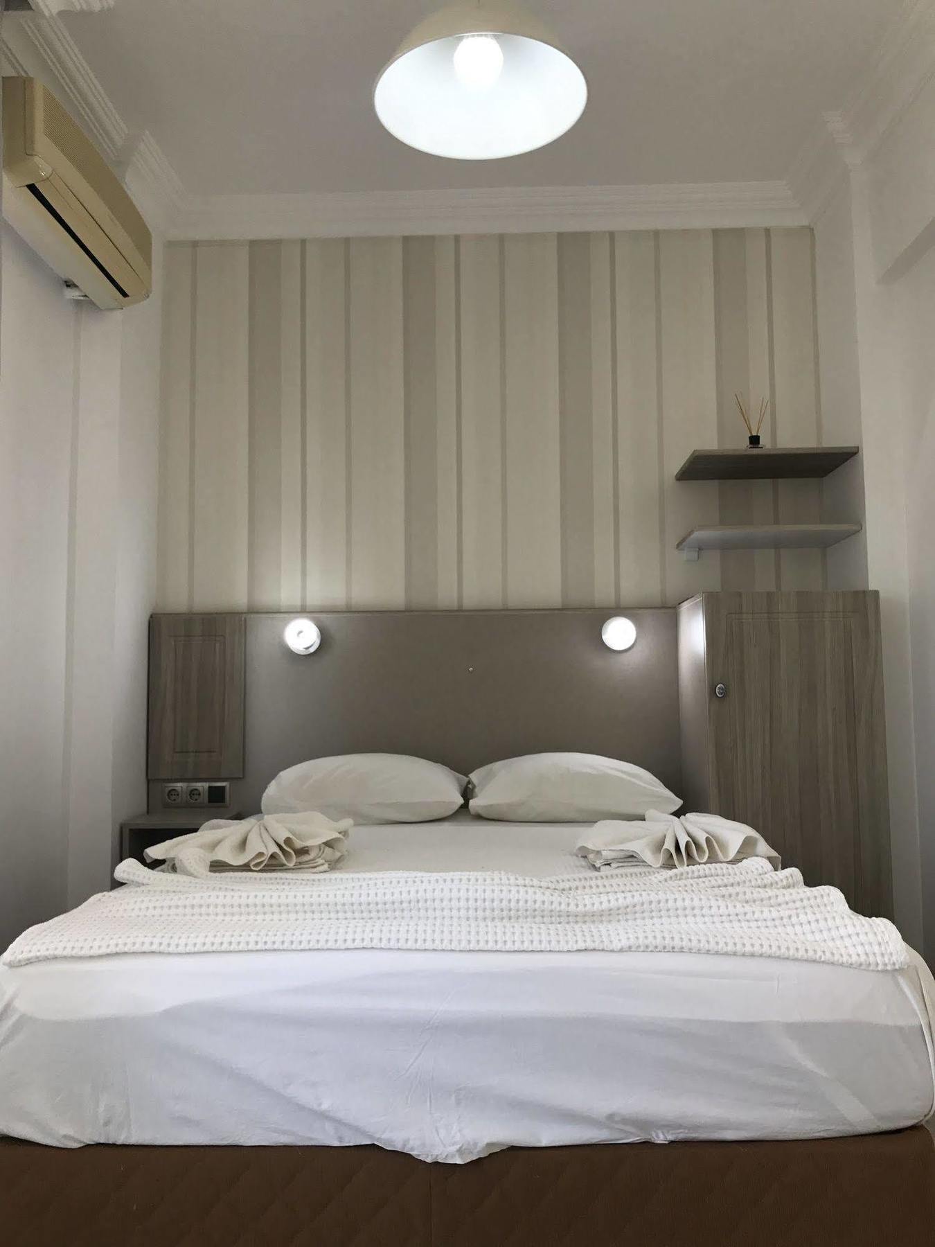 Hotel Marine Айвалык Экстерьер фото