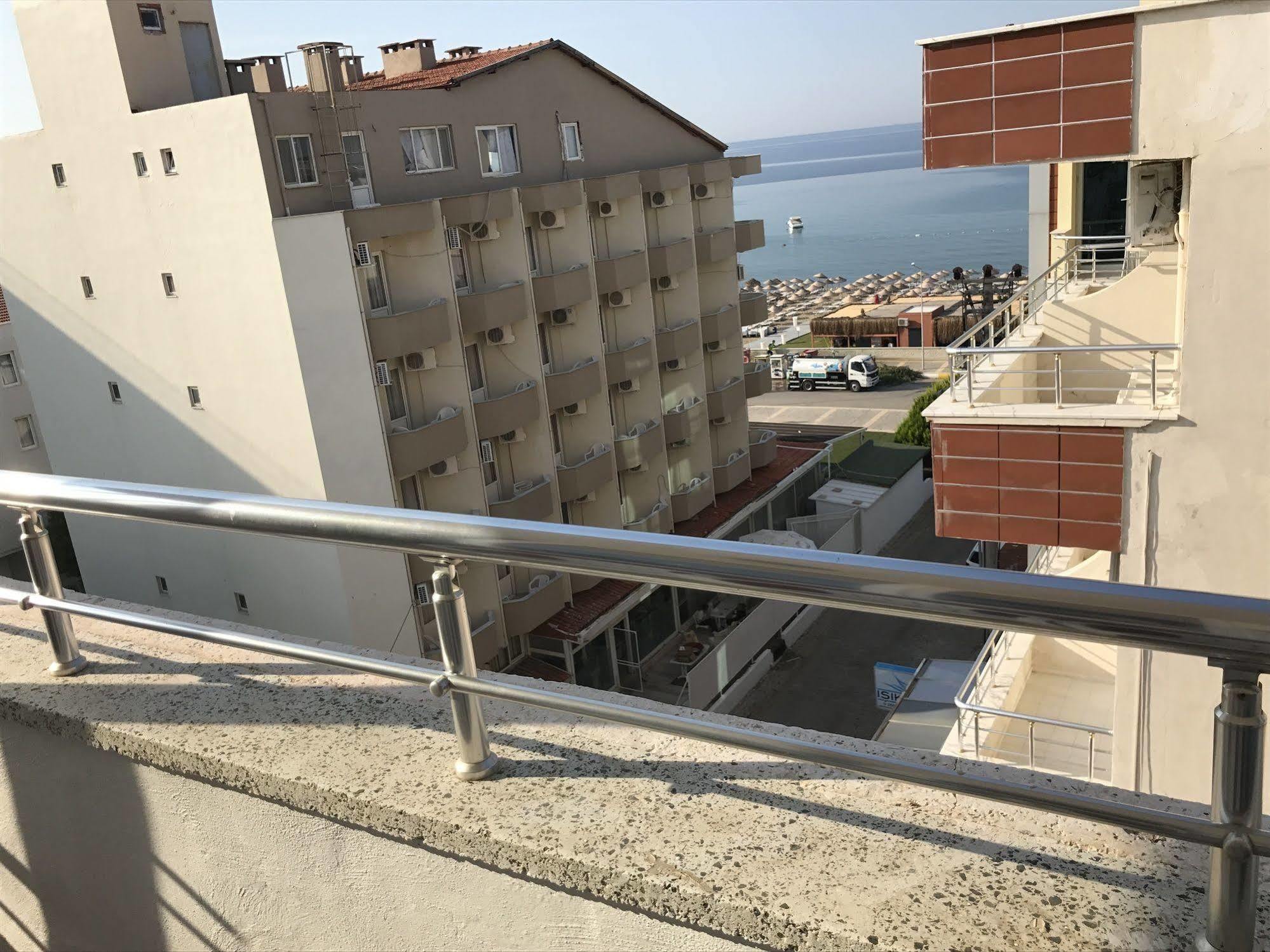 Hotel Marine Айвалык Экстерьер фото