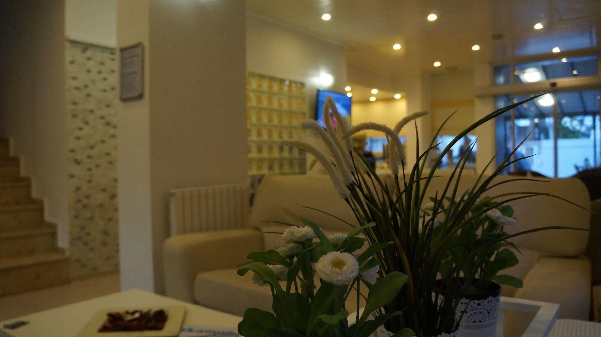 Hotel Marine Айвалык Экстерьер фото