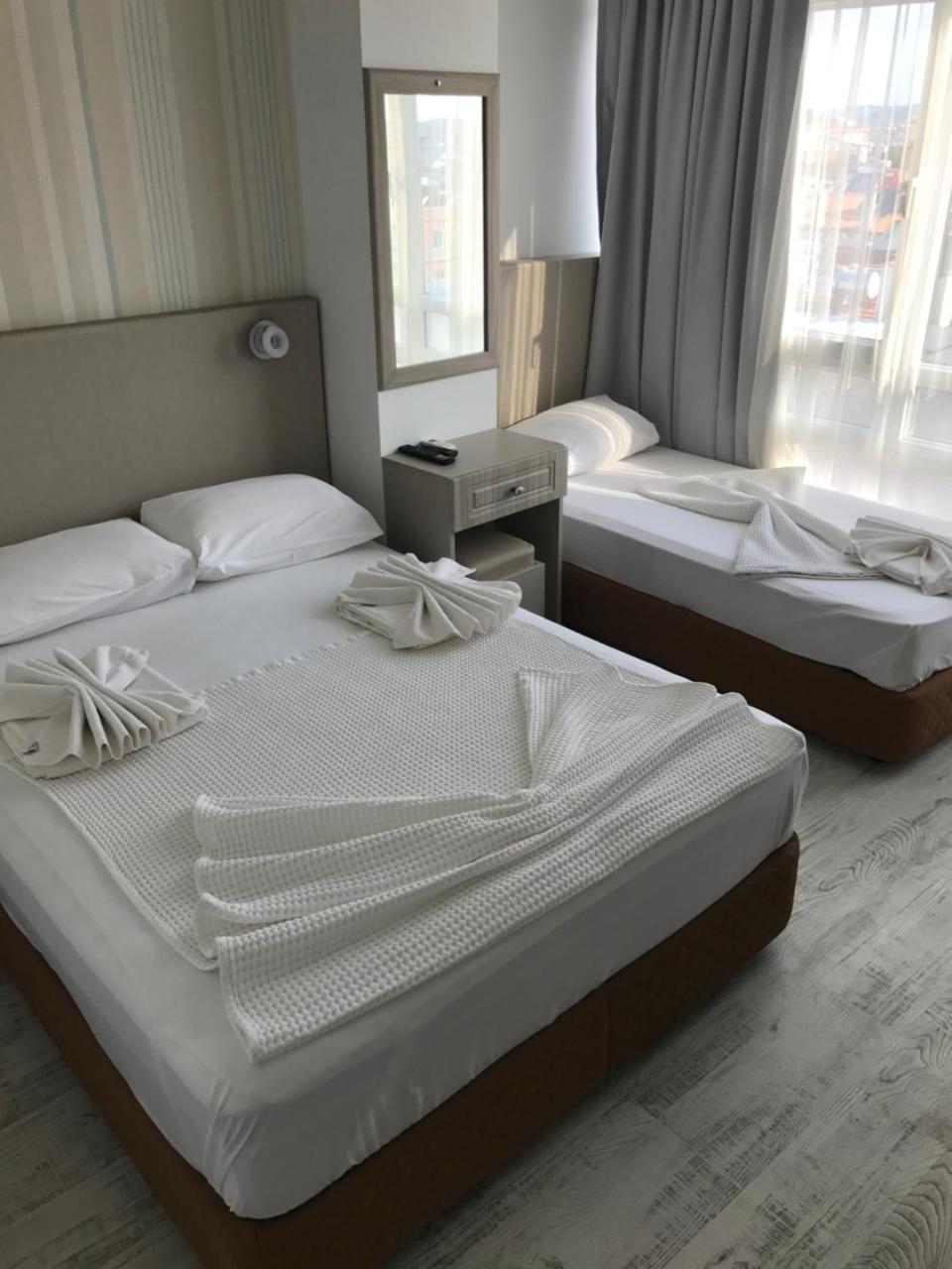 Hotel Marine Айвалык Экстерьер фото